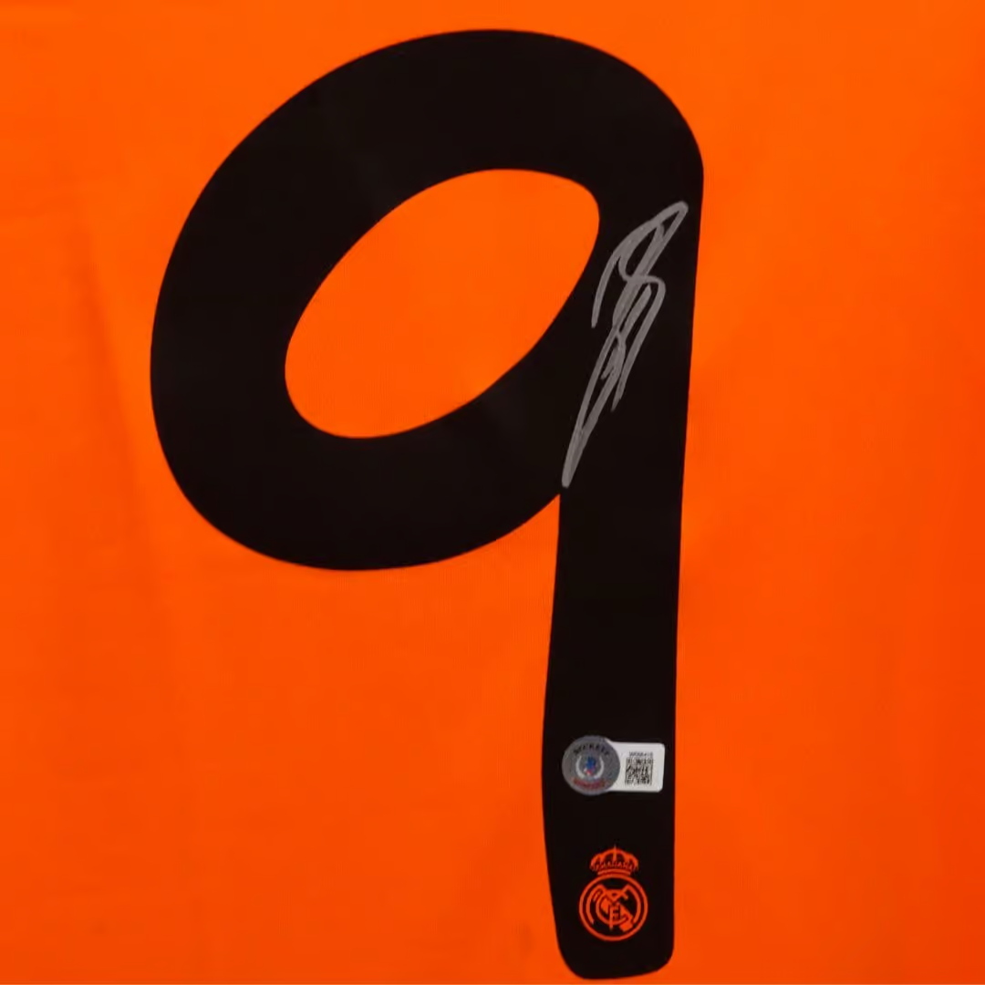 Karim Benzema Signed Real Madrid FC Away Soccer Jersey #9 with Beckett COA